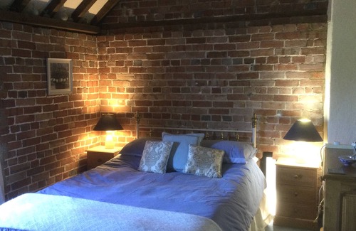 Winterborne Zelston Bed & Breakfast | Hilltop Barn