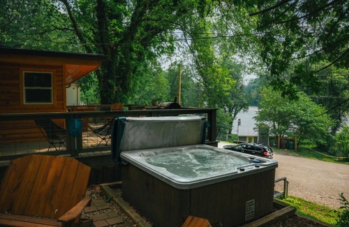 Martinsville Cabin | Hilltop Cabin, Lake, Hot tub