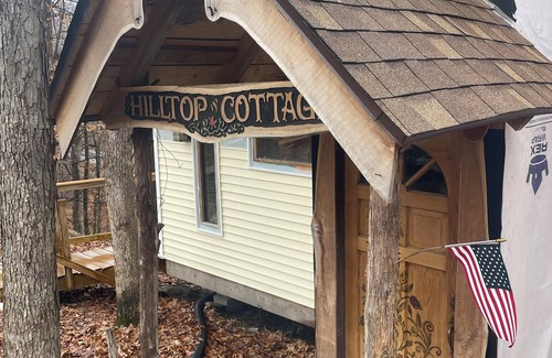 Nauvoo Cottage | Hilltop Cottage