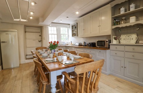 Starbotton Cottage | HILLTOP HOUSE, family friendly, luxury holiday cottage in Starbotton