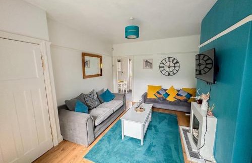 High Hazels House | HILLTOP PLACE SUITES , Parkway M1 J33