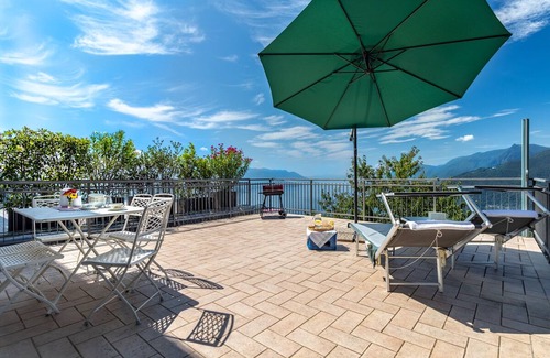 Campagnano di Roma Apartment | Hilltop Terrace House - Panoramic Maggiore Lake Views & Stunning Sunsets