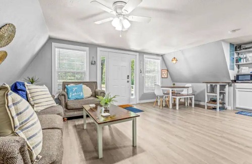 Eucha House | ★Hilltop Wooded Bliss♥ - Secluded Near Lake Fenced