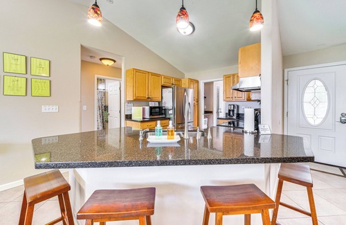 Hilo House | Hilo Oasis - 32 Mi to Volcanoes National Park!