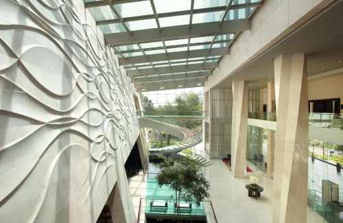 Arjuna Hotel | Hilton Bandung