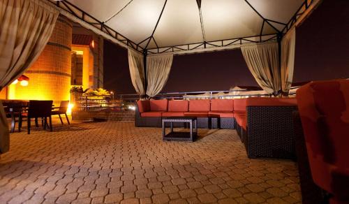 University Place Hotel | Hilton Charlotte University Place