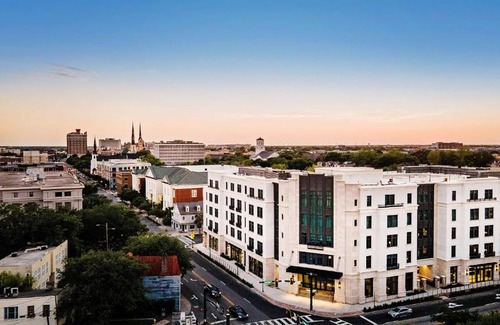 Ansonborough Hotel | Hilton Club Liberty Place Charleston