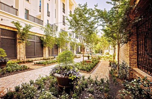 Ansonborough Hotel | Hilton Club Liberty Place Charleston