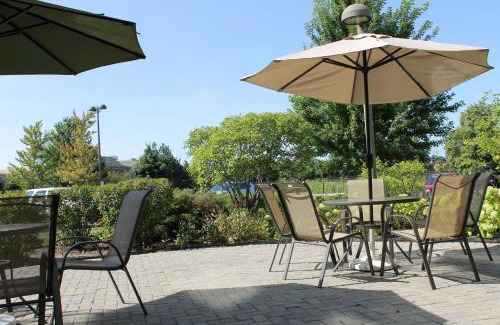 Addison Hotel | Hilton Garden Inn Addison