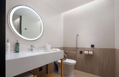 Fengtai Hotel | Hilton Garden Inn Beijing Huaxiang Tiantan Hospital