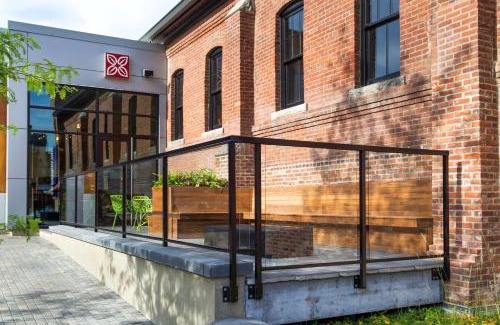 South End Hotel | Hilton Garden Inn Burlington Downtown