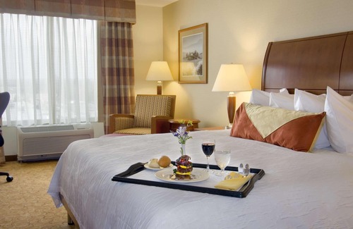 Mayfield Hotel | Hilton Garden Inn Cleveland East/Mayfield Village