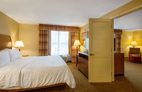 Mayfield Hotel | Hilton Garden Inn Cleveland East/Mayfield Village