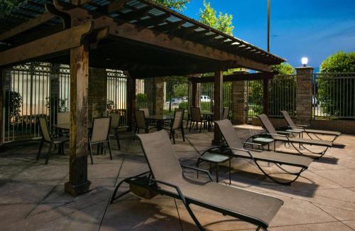 Denton Hotel | Hilton Garden Inn Denton