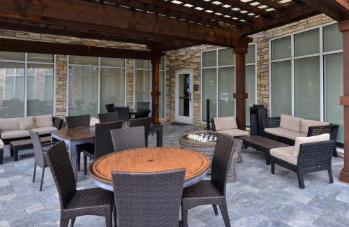 Denton Hotel | Hilton Garden Inn Denton
