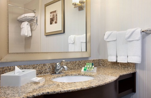 Leduc Hotel | Hilton Garden Inn Edmonton International Airport