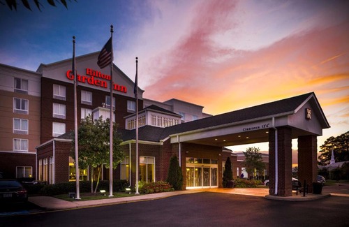 Hampton Hotel | Hilton Garden Inn Hampton Coliseum Central