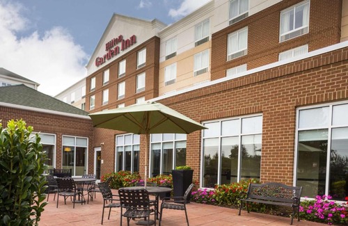 Hampton Hotel | Hilton Garden Inn Hampton Coliseum Central