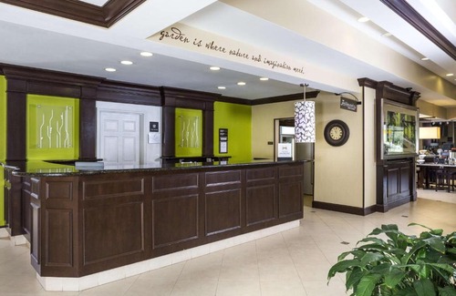 Hampton Hotel | Hilton Garden Inn Hampton Coliseum Central