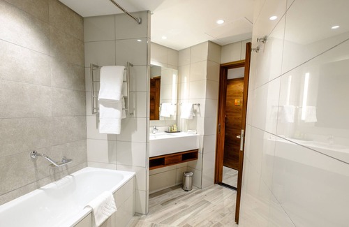 Mbabane Hotel | Hilton Garden Inn Mbabane