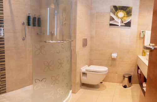 Embakasi Hotel | Hilton Garden Inn Nairobi Airport