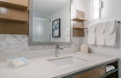 Muse Hotel | Hilton Garden Inn Pittsburgh/Southpointe