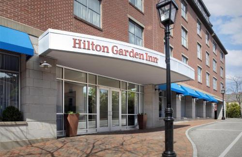Portsmouth Hotel | Hilton Garden Inn Portsmouth Downtown