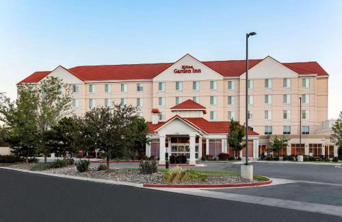 Reno/Tahoe Airport Hotel | Hilton Garden Inn Reno
