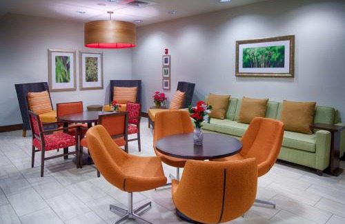 Salina Hotel | Hilton Garden Inn Salina
