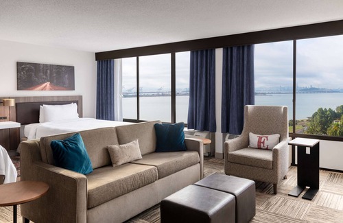 Emeryville Hotel | Hilton Garden Inn San Francisco/Oakland Bay Bridge