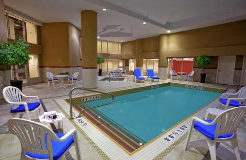 Northeast Mississauga Hotel | Hilton Garden Inn Toronto Airport