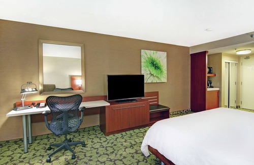Thornhill Hotel | Hilton Garden Inn Toronto/Markham