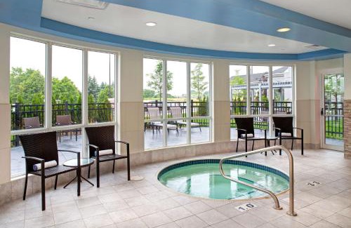 Clearview Hotel | Hilton Garden Inn Toronto-Oakville