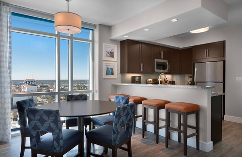 Myrtle Beach Apartment | Hilton Grand Vacations Club Ocean 22 Myrtle Beach.