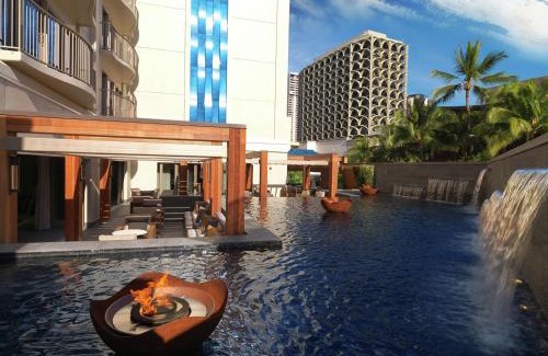 Waikiki Resort | Hilton Grand Vacations Club Hokulani Waikiki Honolulu