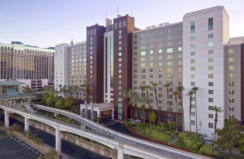 Las Vegas Resort | Hilton Grand Vacations Club Flamingo Las Vegas
