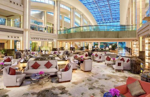 Guangzhou Science City Hotel | Hilton Guangzhou Science City, Free Shuttle Bus during Canton Fair