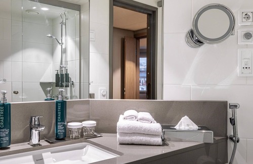 Kallio Hotel | Hilton Helsinki Strand