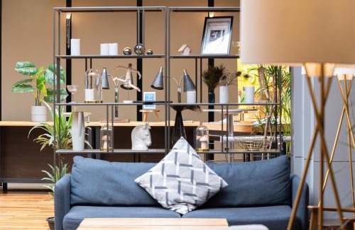 Holland Park Hotel | Hilton London Kensington Hotel