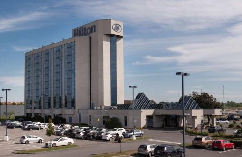 Laval Hotel | Hilton Montreal/Laval