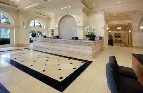 Park Shore Hotel | Hilton Naples
