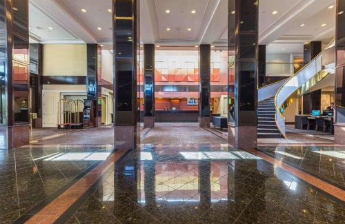 Elizabeth Hotel | Hilton Newark Airport