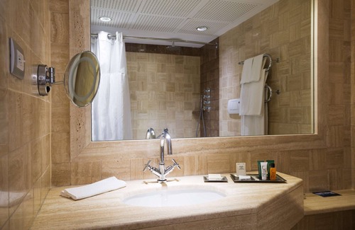 Fiumicino Hotel | Hilton Rome Airport