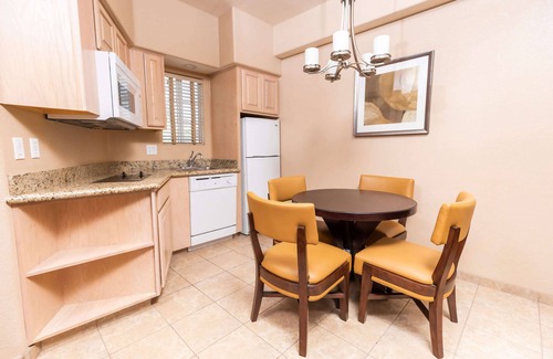 North Scottsdale Resort | Hilton Vacation Club Scottsdale Villa Mirage