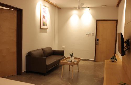 Palakkad Hotel | HILUX COURTYARD
