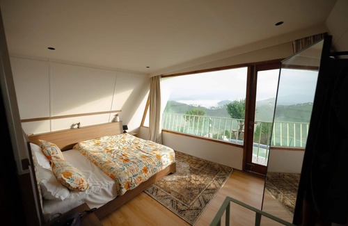 Almora Hotel | Himadvaya- The Himalayan Prism
