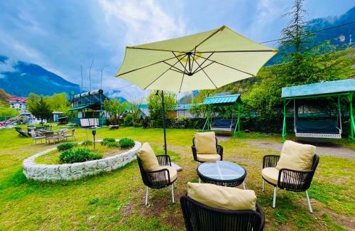 Katghora Hotel | Himalayan Hill Queen Resort, Manali - A Riverside Retreat