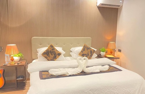 Hanimaadhoo Hotel | Himeyn Beach Inn Ocho Homes