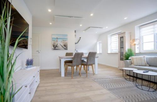 Suederhafen Apartment | Himmelreich - Helle & moderne Ferienwohnung am Meer