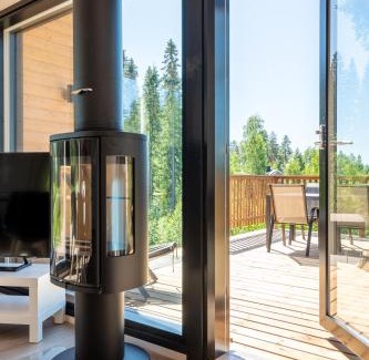 Jamsa Cabin | Himoskuutio 3 inc outdoor jacuzzi